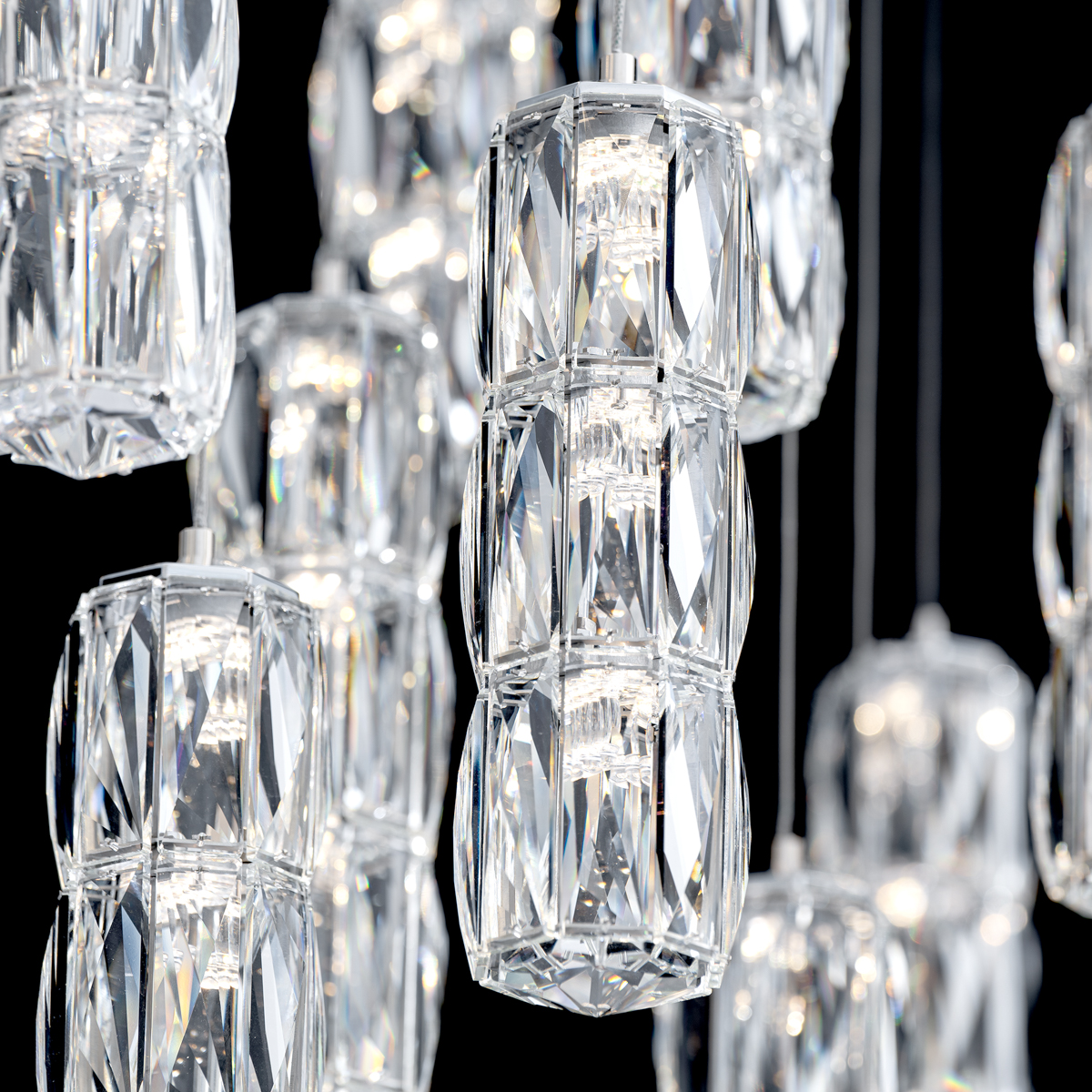 Schonbek Signature Crystal Verve LED Multi-Light Pendant S26523L-401R_IMRO_3